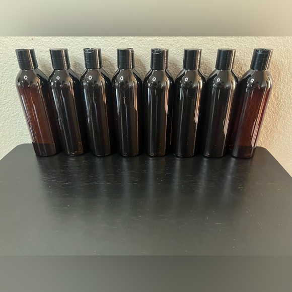 Amber Brown Plastic Refillable Bottles - Picture 1 of 2